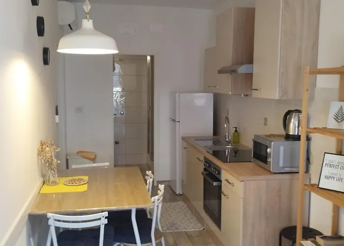 Apartment Lucia Pag Town