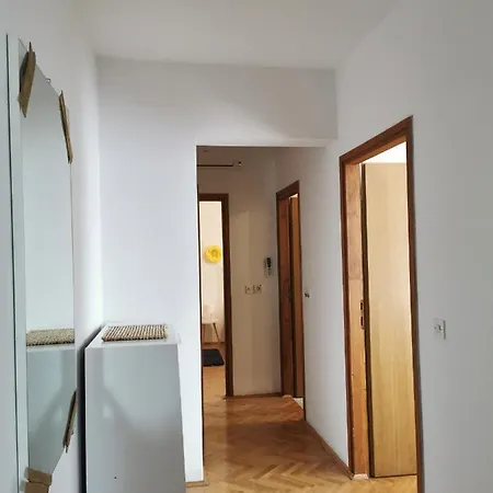 Lucia شقة باغ