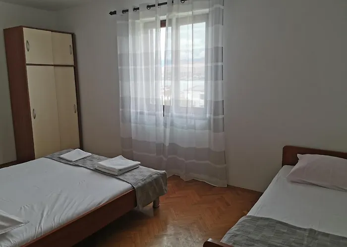 Lucia Appartement Pag Town